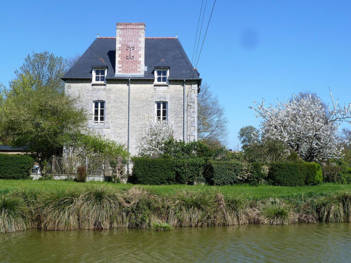 Saint-Maugan B&B L'Atelier Du Presbytere מראה חיצוני תמונה