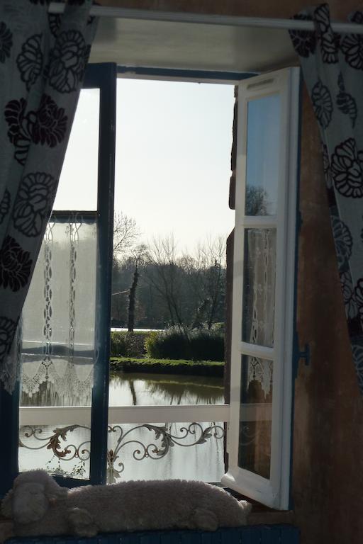 Saint-Maugan B&B L'Atelier Du Presbytere חדר תמונה