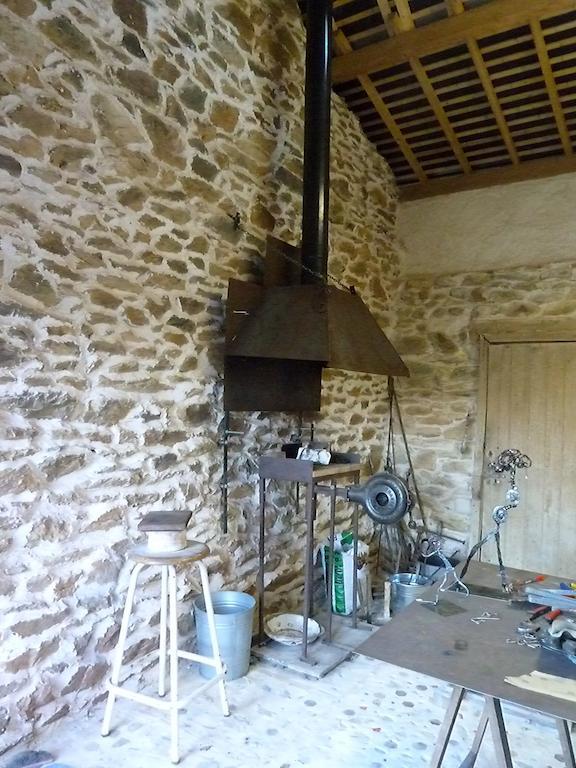 Saint-Maugan B&B L'Atelier Du Presbytere מראה חיצוני תמונה