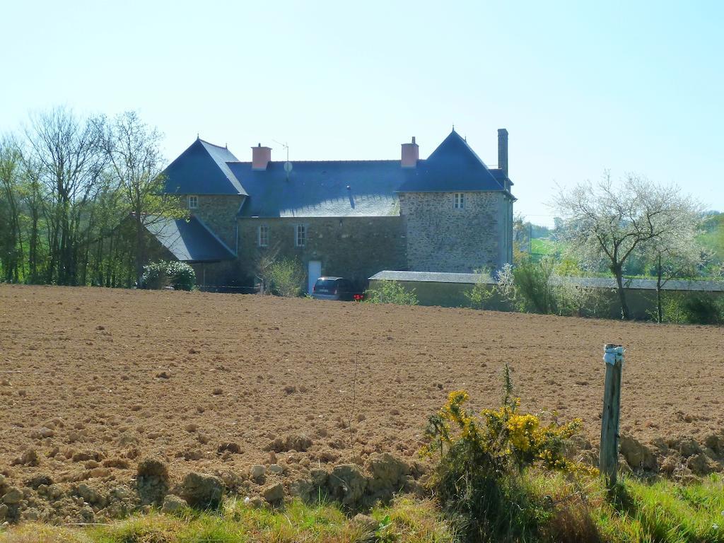 Saint-Maugan B&B L'Atelier Du Presbytere מראה חיצוני תמונה